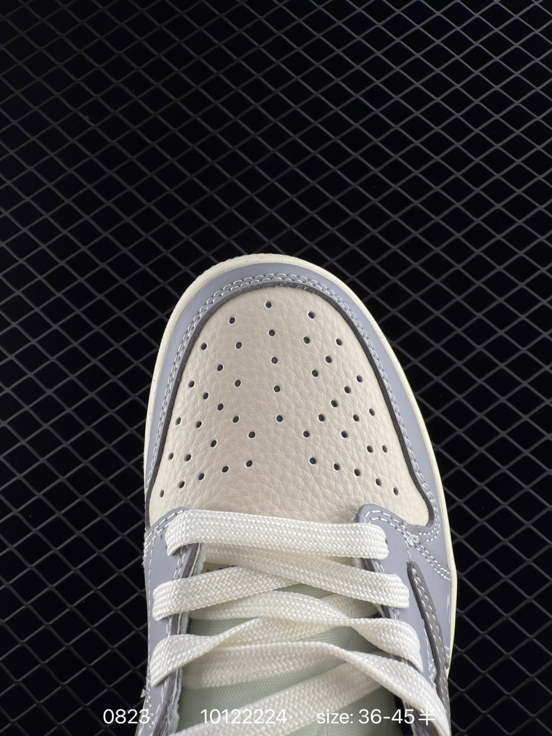 Travis Scott x Air Jordan 1 ” Reverse Mocha “